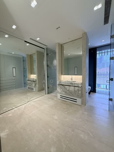 Goodwood Residence Condominium For Sale at S$ 7,500,000 | PropertyGuru Singapore - Bathroom