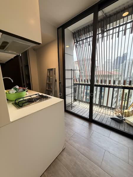 Goodwood Residence Condominium For Sale at S$ 7,500,000 | PropertyGuru Singapore - Kitchen
