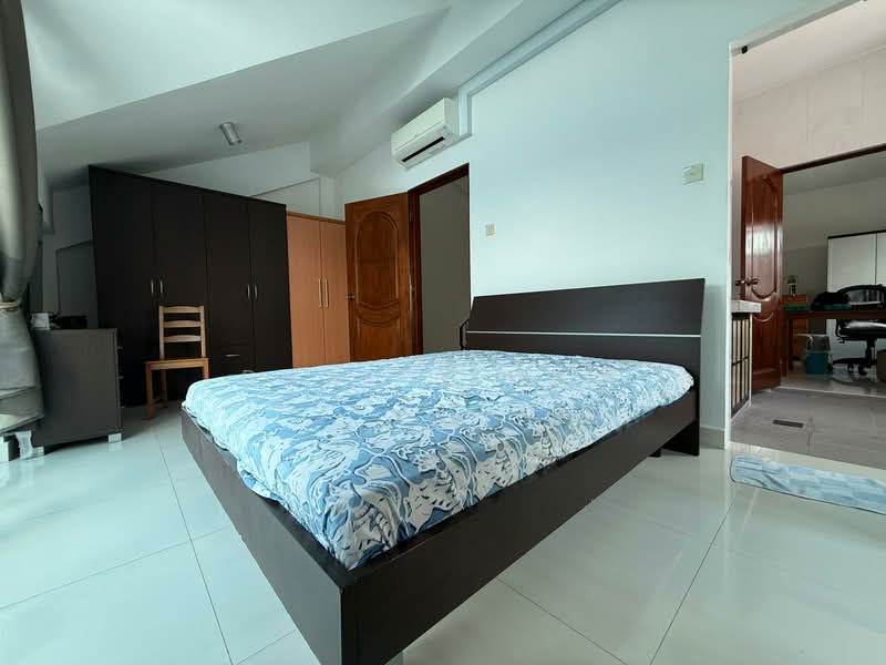 ⭐️⭐️LANDED7772@ Affordable FH Semi-d Sembawang Hills Estate, Within 1km to St Nicholas Sch DM 9321 7772 to view, 8 Bedrooms, 5,000 sqft, Semi-Detached House For Sale, by Daniel Haw, 500095542 - PropertyGuru.com.sg