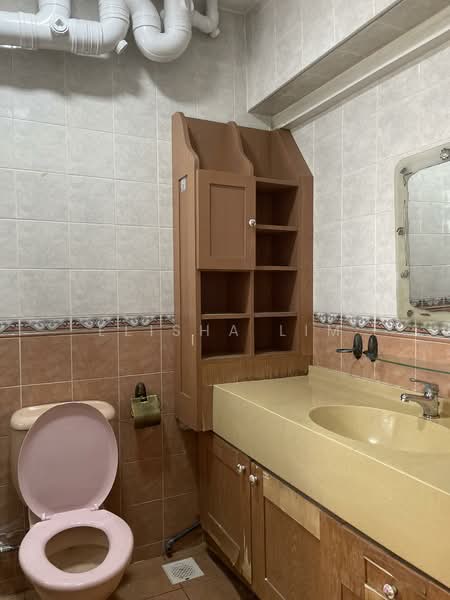 601 Jurong West Street 62, 601 Jurong West Street 62, 3 Bedrooms, 1,238 sqft, HDB Flat For Rent, by Elisha Lim, 500095550 - Bathroom - PropertyGuru.com.sg