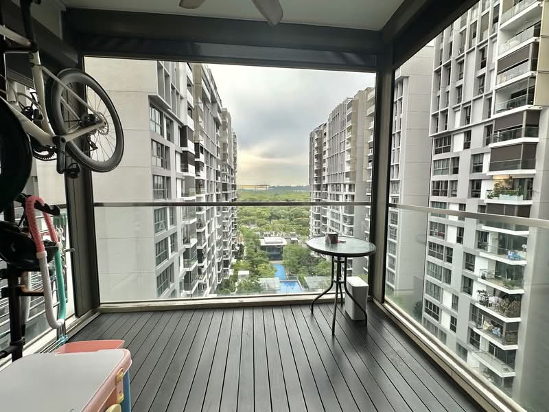 Parc Vera, 8 Hougang Street 32, 3 Bedrooms, 1,141 sqft, Condominium For Rent, by Lai Zhi Ping (Jack), 500095551 - Balcony - PropertyGuru.com.sg