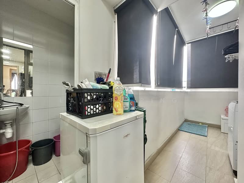 Parc Vera, 8 Hougang Street 32, 3 Bedrooms, 1,141 sqft, Condominium For Rent, by Lai Zhi Ping (Jack), 500095551 - Balcony - PropertyGuru.com.sg