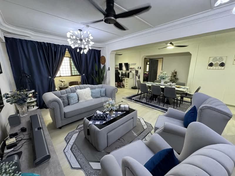 786D Woodlands Drive 60 HDB Flat For Sale at S$ 630,000 | PropertyGuru Singapore - Living Room