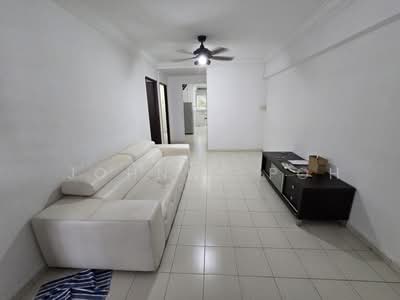 For Sale - 696 Hougang Street 61