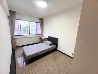 For Rent - Lucky Plaza