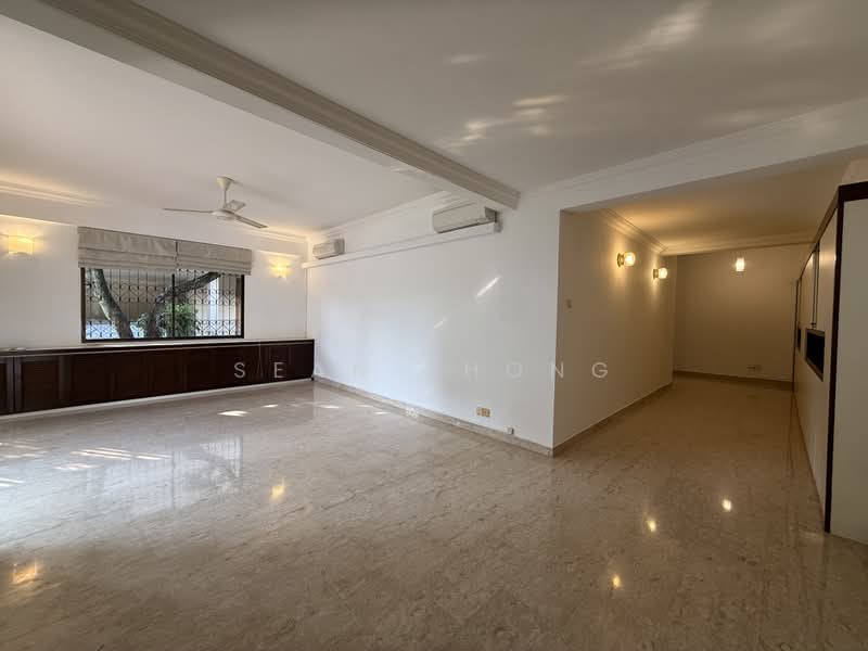 Crowhurst Drive - Huge Land w Garden, Crowhurst Drive, 3 Bedrooms, 2,800 sqft, Semi-Detached House For Rent, by Sean Zhong, 500095581 - Living Room - PropertyGuru.com.sg