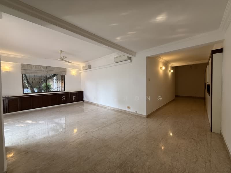 Crowhurst Drive - Huge Land w Garden, Crowhurst Drive, 3 Bedrooms, 2,800 sqft, Semi-Detached House For Rent, by Sean Zhong, 500095581 - Living Room - PropertyGuru.com.sg