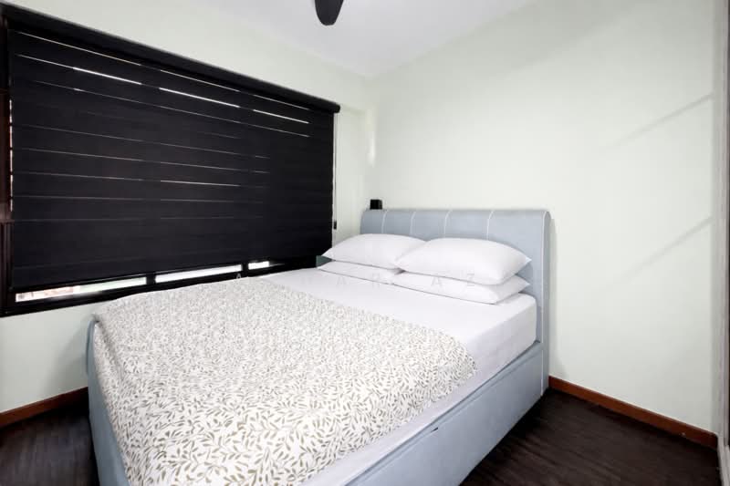 604A Tampines Avenue 9 HDB Flat For Sale at S$ 590,000 | PropertyGuru Singapore - Bedroom