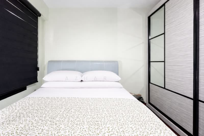 604A Tampines Avenue 9 HDB Flat For Sale at S$ 590,000 | PropertyGuru Singapore - Bedroom
