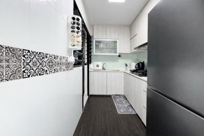 604A Tampines Avenue 9 HDB Flat For Sale at S$ 590,000 | PropertyGuru Singapore - Kitchen