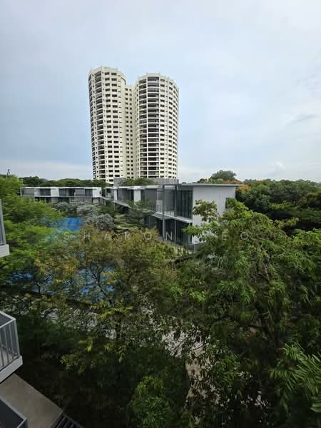 Thomson Three Condominium For Sale at S$ 2,750,000 | PropertyGuru Singapore - Full privacy 