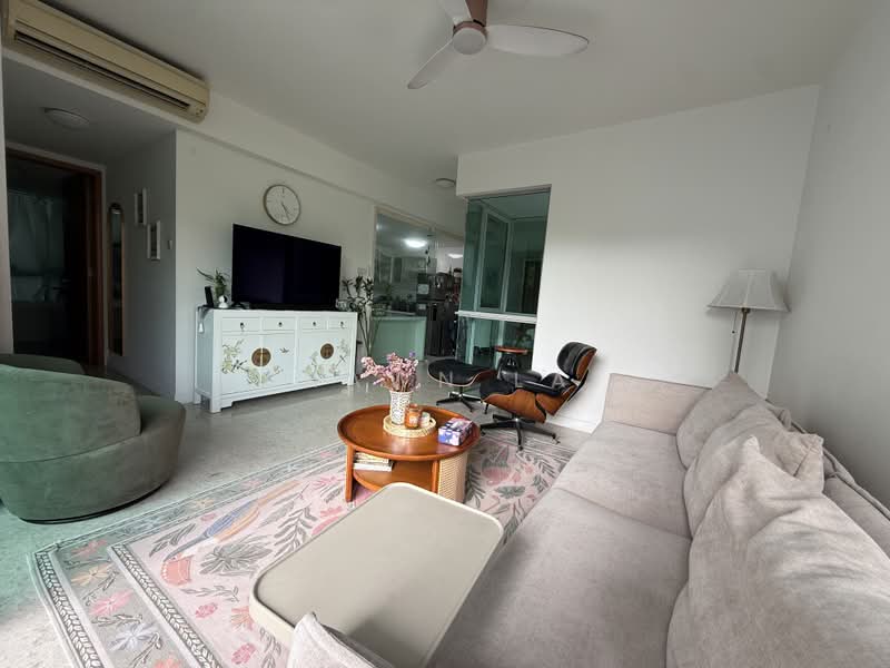 One Amber, 1 Amber Gardens, 4 Bedrooms, 1,453 sqft, Condominium For Sale, by Shawn Lai, 500095600 - Living Room - PropertyGuru.com.sg