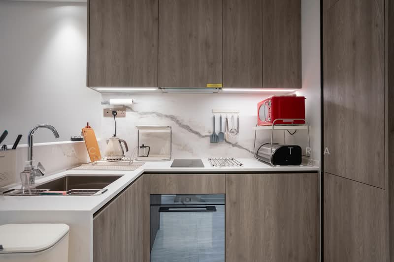 Leedon Green Condominium For Sale at S$ 1,790,000 | PropertyGuru Singapore - Kitchen