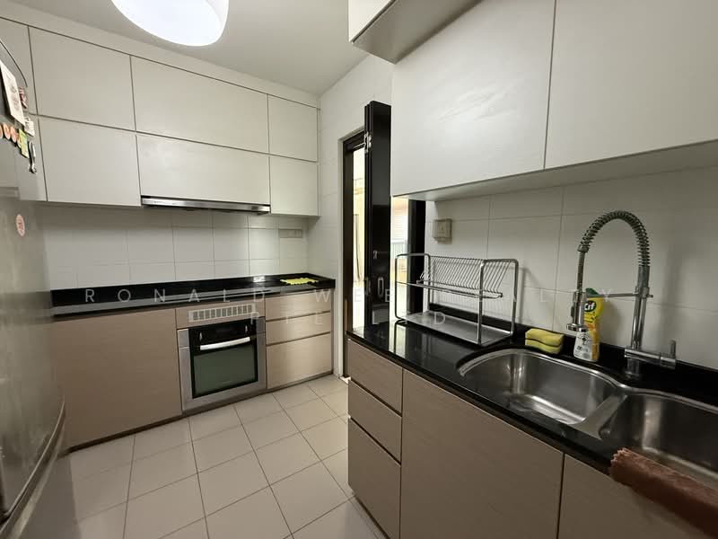 1 Cantonment Road HDB Flat For Sale at S$ 1,430,000 | PropertyGuru Singapore - Kitchen