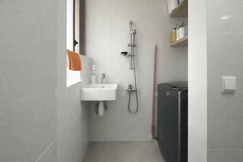 The Waterline Condominium For Sale at S$ 1,980,000 | PropertyGuru Singapore - Bathroom