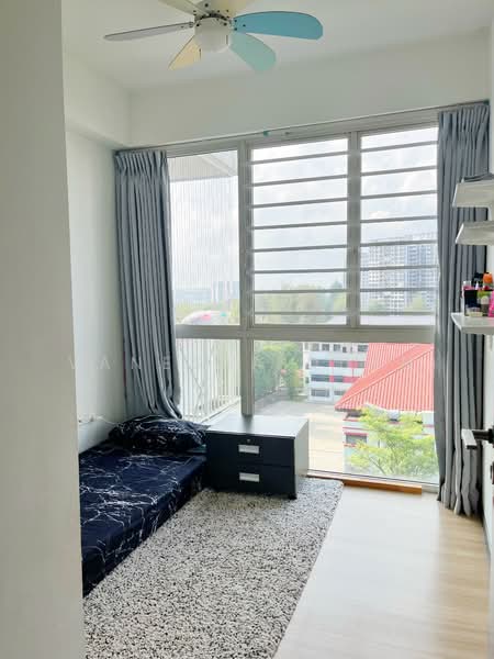 Lake Life Executive Condominium For Sale at S$ 1,750,000 | PropertyGuru Singapore - Bedroom