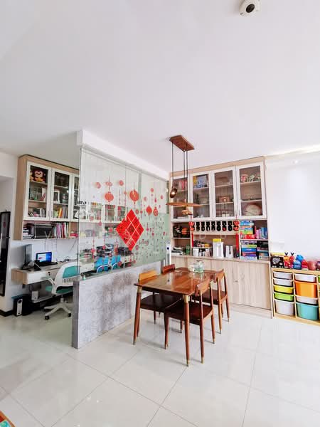 Lake Life Executive Condominium For Sale at S$ 1,750,000 | PropertyGuru Singapore - Study