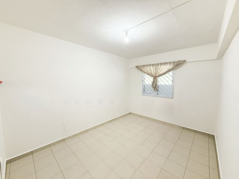 205 Yishun Street 21 HDB Flat For Sale at S$ 480,000 | PropertyGuru Singapore - Interior