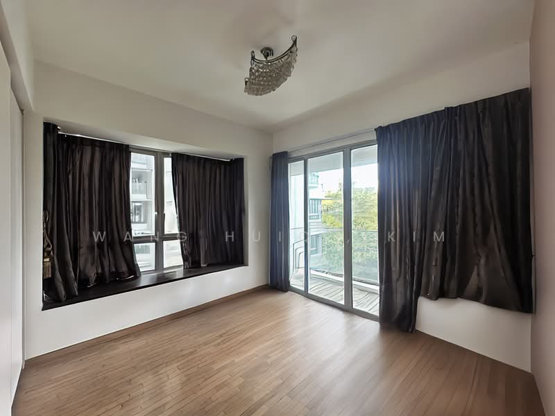 Livia Condominium For Sale at S$ 2,280,000 | PropertyGuru Singapore - Master Bedroom