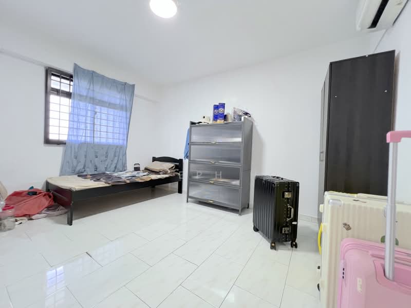 41 Sims Drive, 41 Sims Drive, 2 Bedrooms, 710 sqft, HDB Flat For Rent, by Joseph Ho, 500095641 - Bedroom - PropertyGuru.com.sg