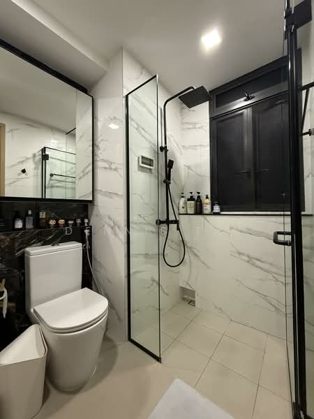 Twin Waterfalls Executive Condominium For Sale at S$ 1,788,888 | PropertyGuru Singapore - Common Bathroom