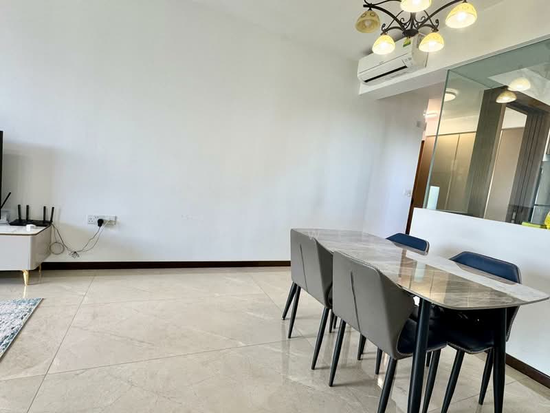 Like brand new High floor 3bedder No extension Low maintenance fee Condominium For Sale at S$ 1,898,000 | PropertyGuru Singapore - Dining Room