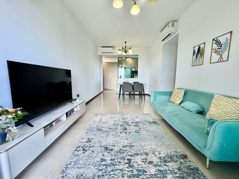 Like brand new High floor 3bedder No extension Low maintenance fee Condominium For Sale at S$ 1,898,000 | PropertyGuru Singapore - Living Room