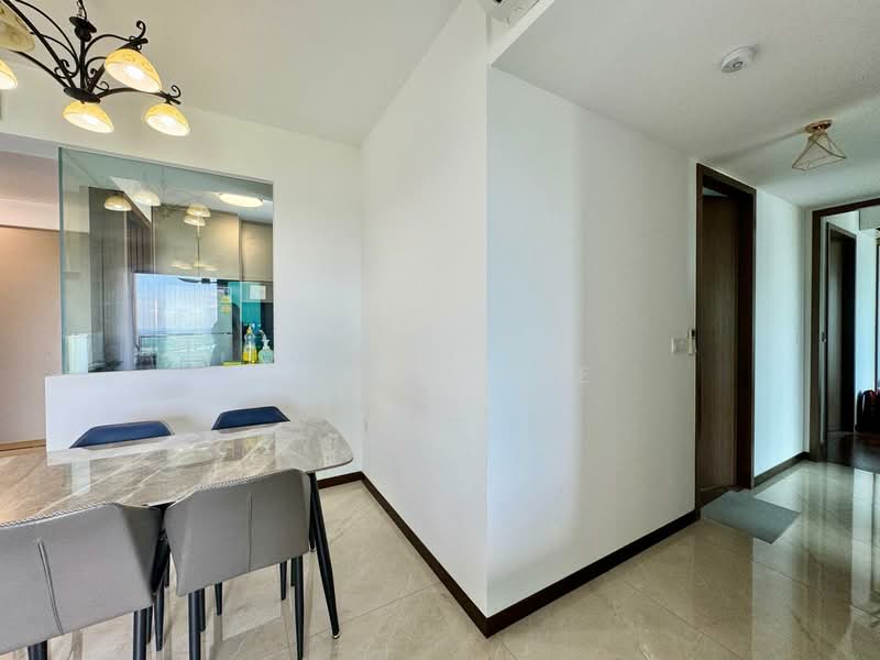 Like brand new High floor 3bedder No extension Low maintenance fee Condominium For Sale at S$ 1,898,000 | PropertyGuru Singapore - Dining Room