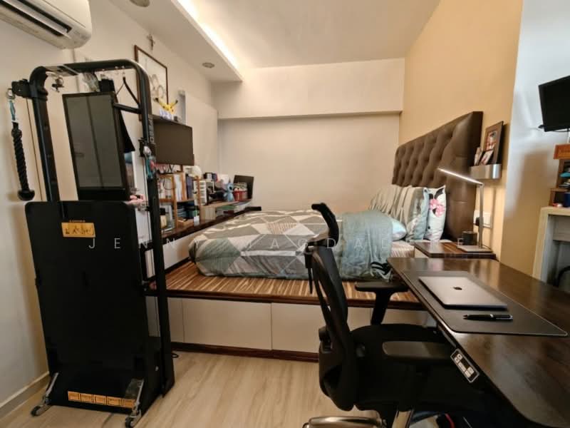 118A Jalan Membina HDB Flat For Sale at S$ 1,038,000 | PropertyGuru Singapore - Bedroom