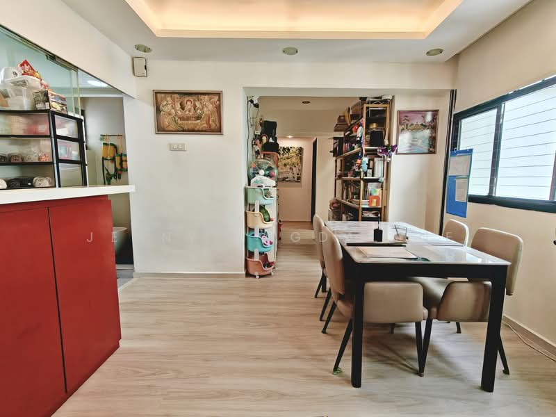 118A Jalan Membina HDB Flat For Sale at S$ 1,038,000 | PropertyGuru Singapore - Dining Room