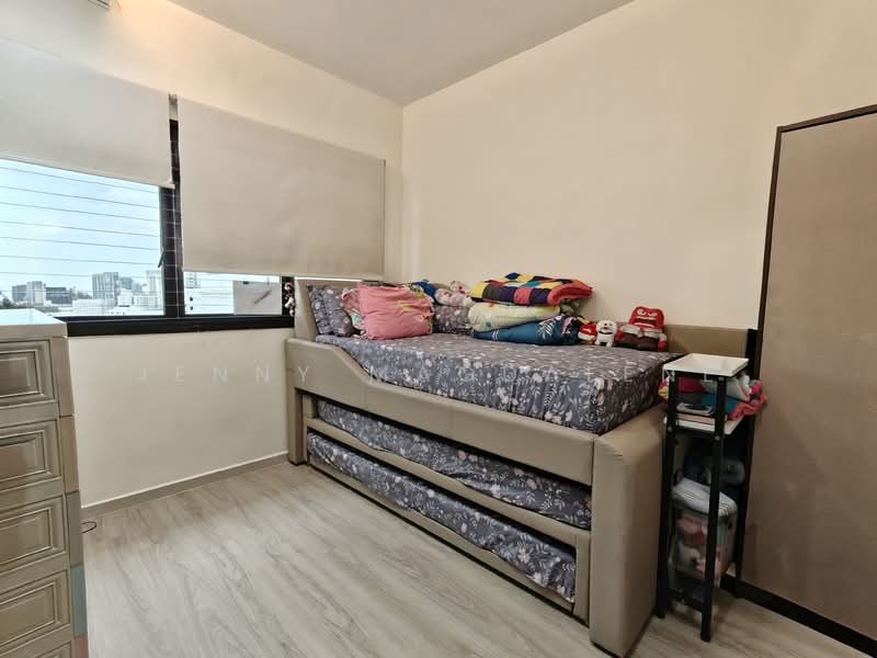 118A Jalan Membina HDB Flat For Sale at S$ 1,038,000 | PropertyGuru Singapore - Bedroom