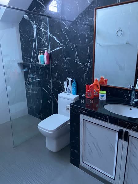 Meragi Close Terraced House For Sale at S$ 5,680,000 | PropertyGuru Singapore - Bathroom
