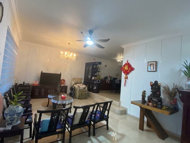 Living Room split lever with dining room