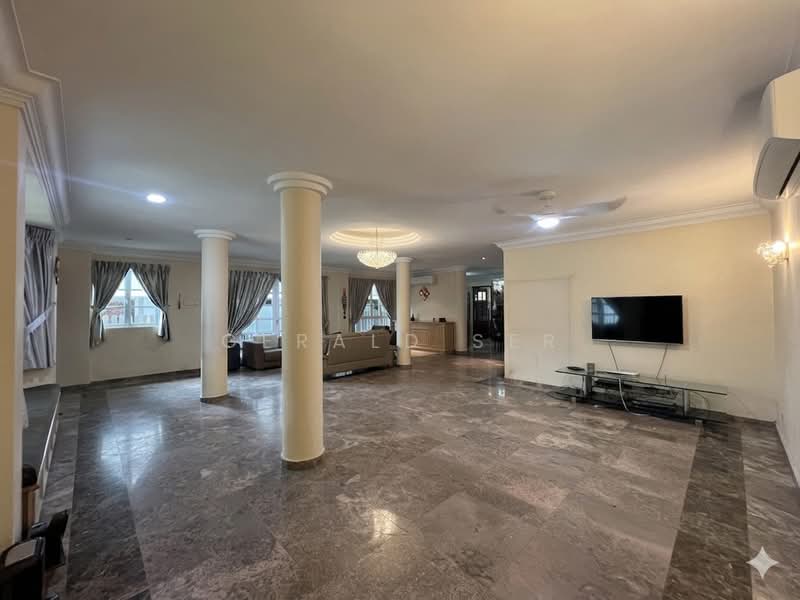 Lucky Estate Freehold Semi-D Semi-Detached House For Sale at S$ 7,200,000 | PropertyGuru Singapore - Living Room