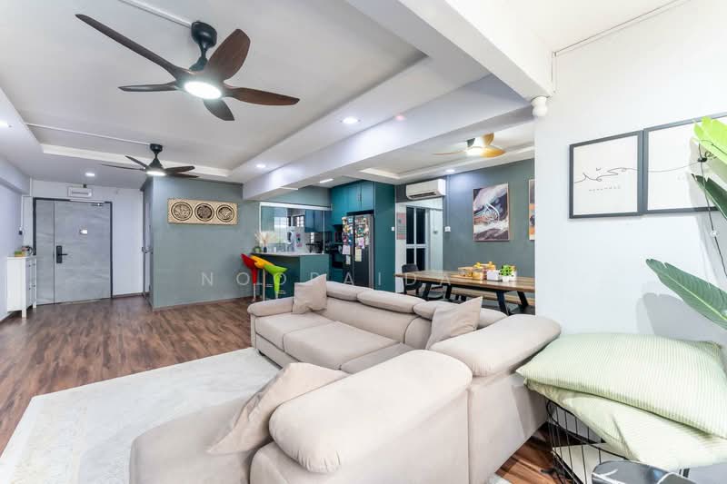 629 Woodlands Ring Road, 629 Woodlands Ring Road, 3 Bedrooms, 1,313 sqft, HDB Flat For Sale, by Nooraida ., 500095673 - Living Room - PropertyGuru.com.sg