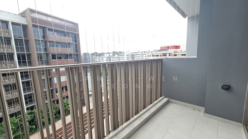 Pasir Ris 8, 8 Pasir Ris Drive 8, 2 Bedrooms, 710 sqft, Apartment For Rent, by Sean Li-wen Cheong, 500095675 - Balcony - PropertyGuru.com.sg