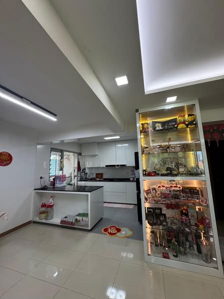 105B Bidadari Park Drive HDB Flat For Sale at S$ 1,458,000 | PropertyGuru Singapore - Kitchen