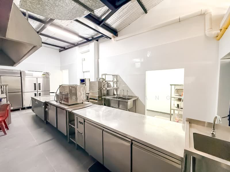 RIVER VALLEY SHOPHOUSE GROUND FLOOR WIDE FRONTAGE, River Valley Road, Zion Road, 1,650 sqft, Shop / Shophouse For Rent, by Jermaine Ang, 500095705 - Kitchen - CommercialGuru.com.sg