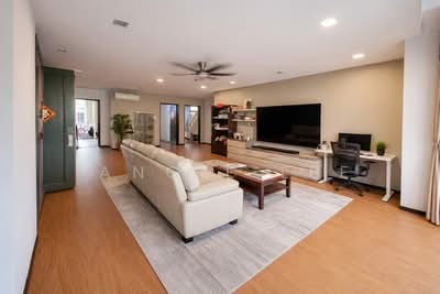 For Sale - Kilat Court