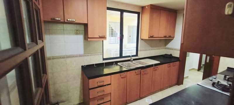 Westcove Condo, 10 West Coast Crescent, 3 Bedrooms, 1,098 sqft, Condominium For Rent, by Julian Li, 500095713 - Kitchen - PropertyGuru.com.sg