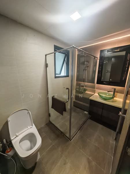 River Place, 60 Havelock Road, 2 Bedrooms, 872 sqft, Condominium For Rent, by Jonathan Lo, 500095715 - Bathroom - PropertyGuru.com.sg