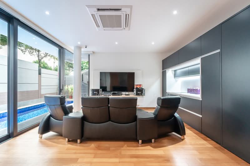 Massive Build Up Semi D, Value Buy 5mins To Greenwich! Semi-Detached House For Sale at S$ 7,999,999 | PropertyGuru Singapore - Living Room