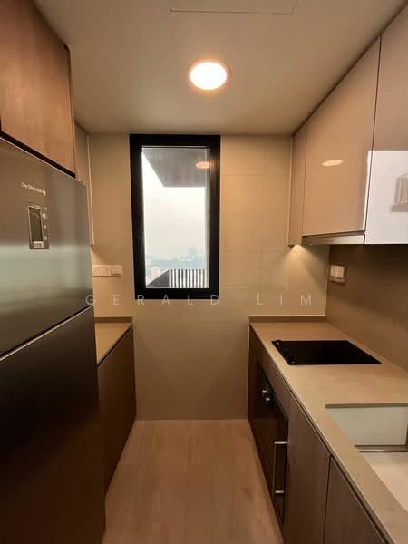 Avenue South Residence Condominium For Sale at S$ 1,880,000 | PropertyGuru Singapore - Kitchen