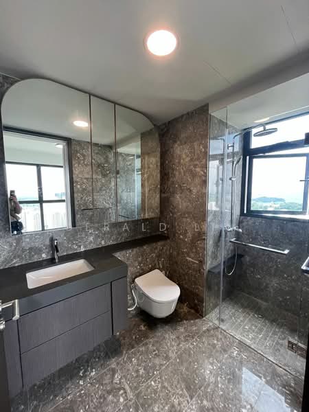 Avenue South Residence Condominium For Sale at S$ 1,880,000 | PropertyGuru Singapore - Bathroom