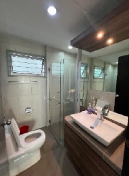 The Spectrum, 507 Pasir Panjang Road, Room Rental, 200 sqft, Condominium For Rent, by Linda Zhang, 500095728 - Bathroom - PropertyGuru.com.sg