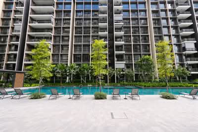 For Sale - Tampines North MRT Newly TOP