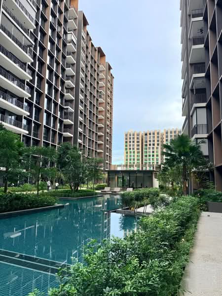 Tampines North MRT Newly TOP Executive Condominium For Sale at S$ 2,422,000 | PropertyGuru Singapore - Exterior