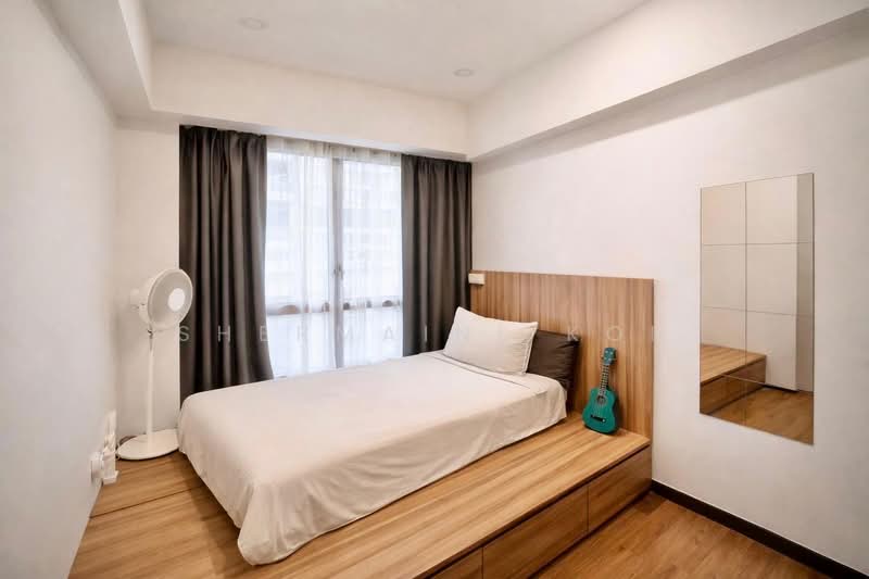 Lake Grande Condominium For Sale at S$ 1,250,000 | PropertyGuru Singapore - Bedroom