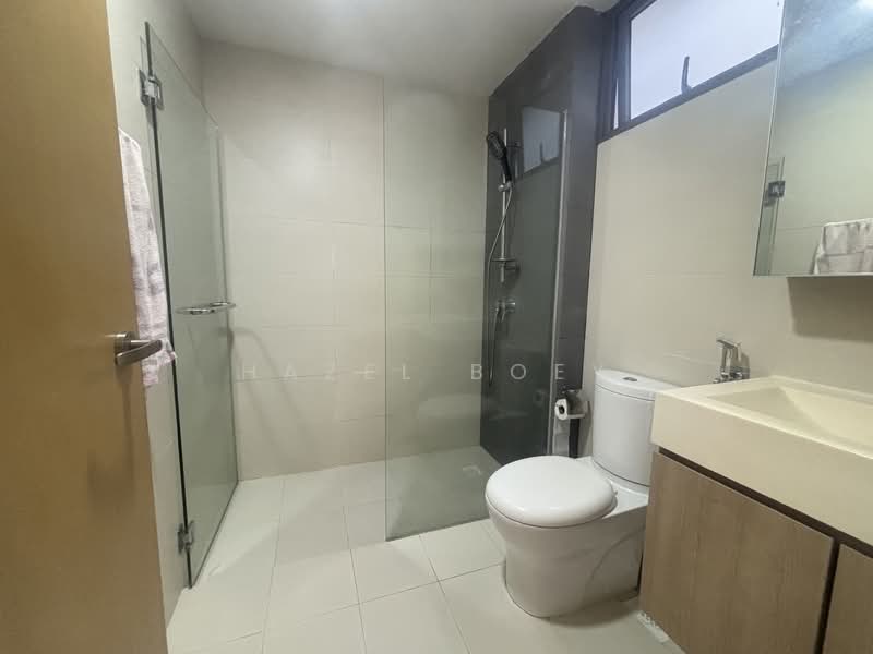 Parc Vera, Hougang Street 32, 2 Bedrooms, 786 sqft, Condominium For Rent, by Hazel Boey, 500095748 - Bathroom - PropertyGuru.com.sg
