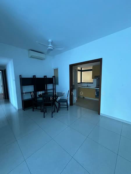 City Square Residences, 14 Kitchener Link, 4 Bedrooms, 1,195 sqft, Condominium For Rent, by Tan Hong Le Ryan, 500095749 - Living Room - PropertyGuru.com.sg